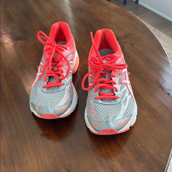 ASICS- Gel Flux 4 Women's Athletic Running Shoes - Picture 1 of 6